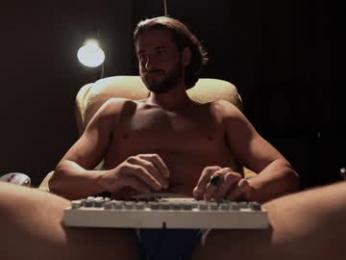 double_luckystrike chaturbate stream image, 12.01.2026 07:30
