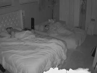 voyeurcam-house-charleys-room camsoda stream image