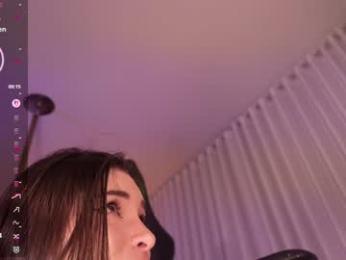 lau__1 chaturbate stream image, 16.01.2026 23:10