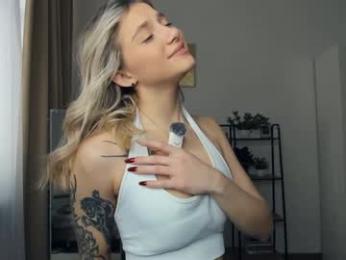 glossybabe_ chaturbate stream image, 18.01.2026 07:20