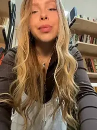 Liza_risky stripchat stream image