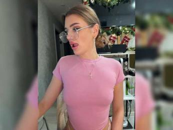 SweetyMia bongacams stream image