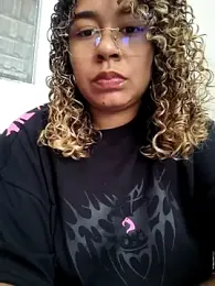 VitoriaFernandes stripchat stream image