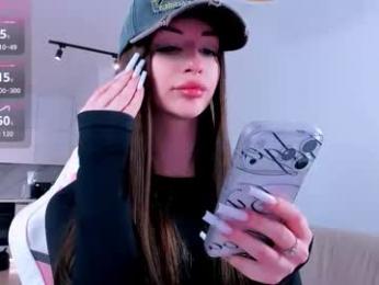 khloeforever chaturbate stream image