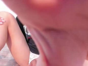 agathauwuart chaturbate stream image