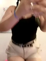 You-kitty2025 stripchat stream image