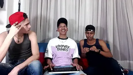 Interracial_Snow_Bunny stripchat stream image, 24.01.2026 00:30