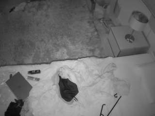 voyeurcam-julmodels-whitebed-3 camsoda stream image, 18.01.2026 22:00
