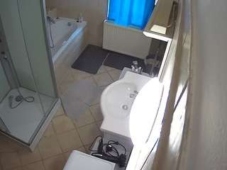 voyeurcam-julmodels-bath-2nd-2 camsoda stream image, 14.01.2026 15:30