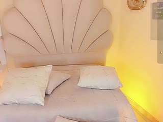 valentinamarinn camsoda stream image