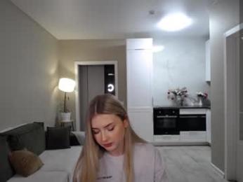 cute18cute chaturbate stream image