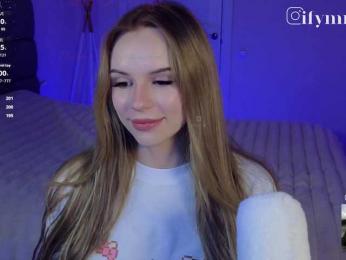 fymryn bongacams stream image