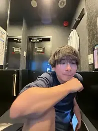 yuuki8910 stripchat stream image