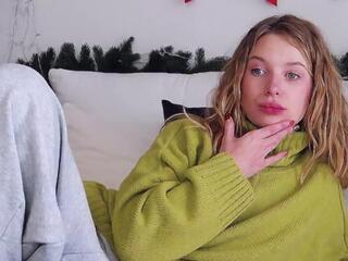 Emma Wilde flirt4free stream image, 28.01.2026 05:00