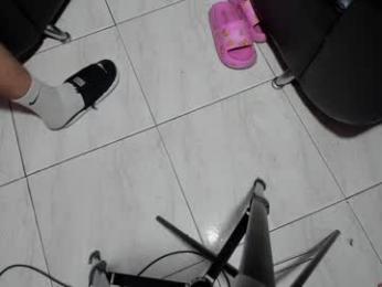 blow2job_lat chaturbate stream image, 28.01.2026 11:20