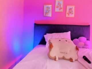 dani-moore camsoda stream image