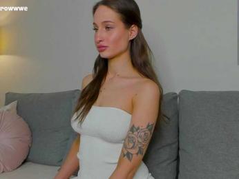 aimeerowwwe bongacams stream image