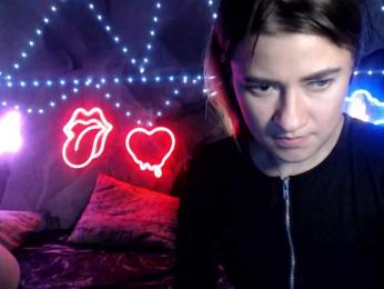 2Laski2 bongacams stream image