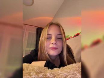 AliceCost bongacams stream image