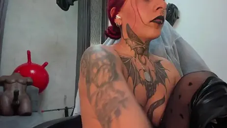 selene_red_ stripchat stream image