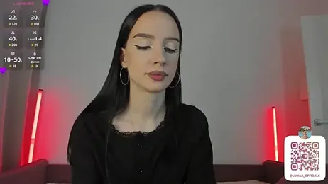 flora_off stripchat stream image