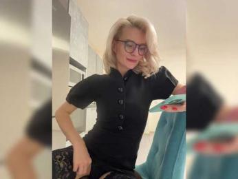 -Molly- bongacams stream image, 04.03.2025 11:40