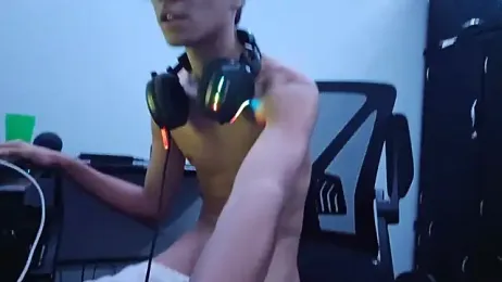 ElverCol stripchat stream image