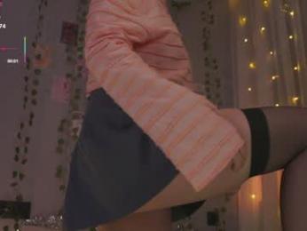 little_poetry chaturbate stream image