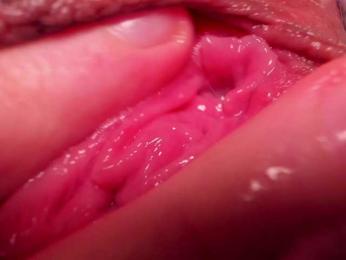 teeencute bongacams stream image