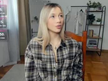 glossybabe_ chaturbate stream image, 08.02.2026 07:40