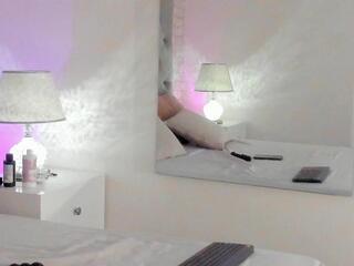 Leiza Thompson flirt4free stream image