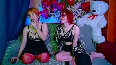 TrickyKitsune stripchat stream image