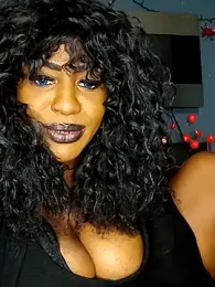 AmazonianMistress stripchat stream image