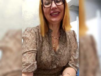 Pink-Lips bongacams stream image