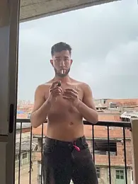 liam_bronw stripchat stream image