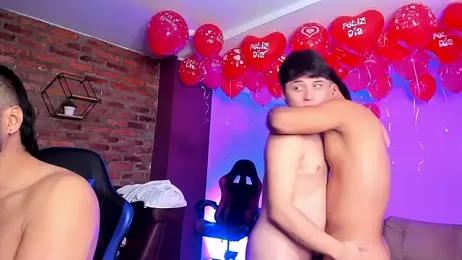 HotThreesoome stripchat stream image