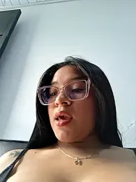 -VICKKY stripchat stream image