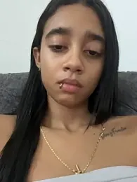 Zoe_Sweett18 stripchat stream image, 18.02.2026 18:40