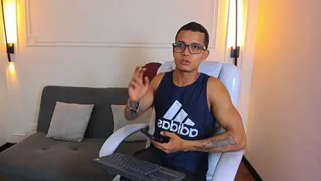 Paradise_boy_s stripchat stream image