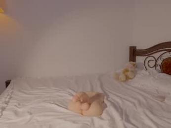 nicolle_mitchelle chaturbate stream image