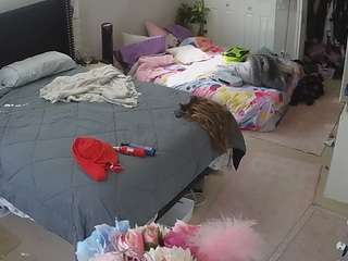 voyeurcam-house-charleys-room camsoda stream image