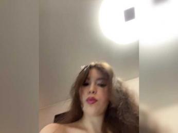YourLadyyy bongacams stream image