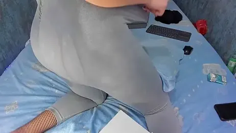 RedAssHottie stripchat stream image