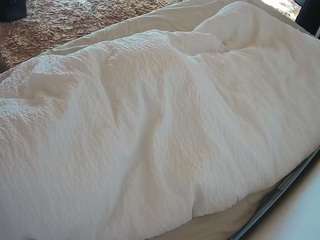 voyeurcam-julmodels-whitebed-4 camsoda stream image