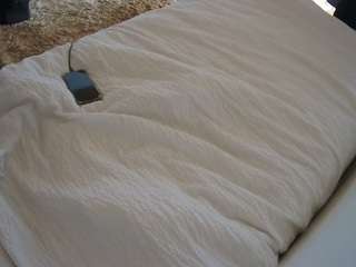 voyeurcam-julmodels-whitebed-4 camsoda stream image