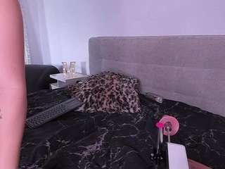 madelanecoote camsoda stream image