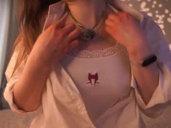 little_poetry chaturbate stream image