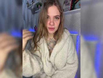 -Tiki-Riki- bongacams stream image