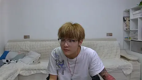 KK-cuteboy stripchat stream image, 25.02.2026 10:50