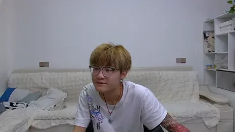 KK-cuteboy stripchat stream image, 25.02.2026 10:50